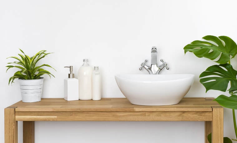 plants-in-bathroom